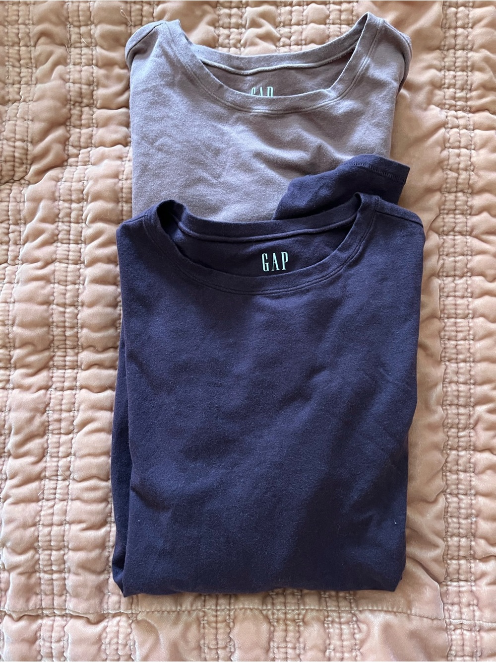 GAP Women’s Crew Neck T-Shirts -